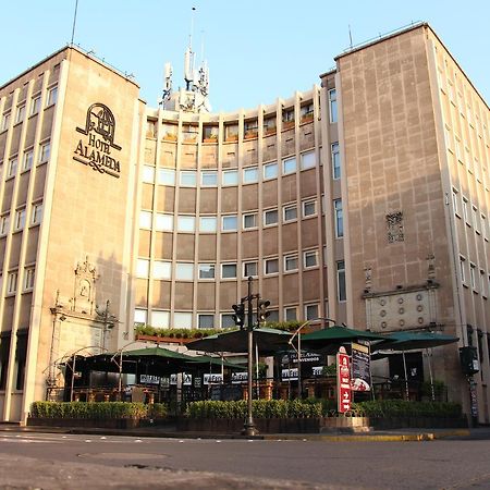 Hotel Alameda Centro Historico Морелия Екстериор снимка