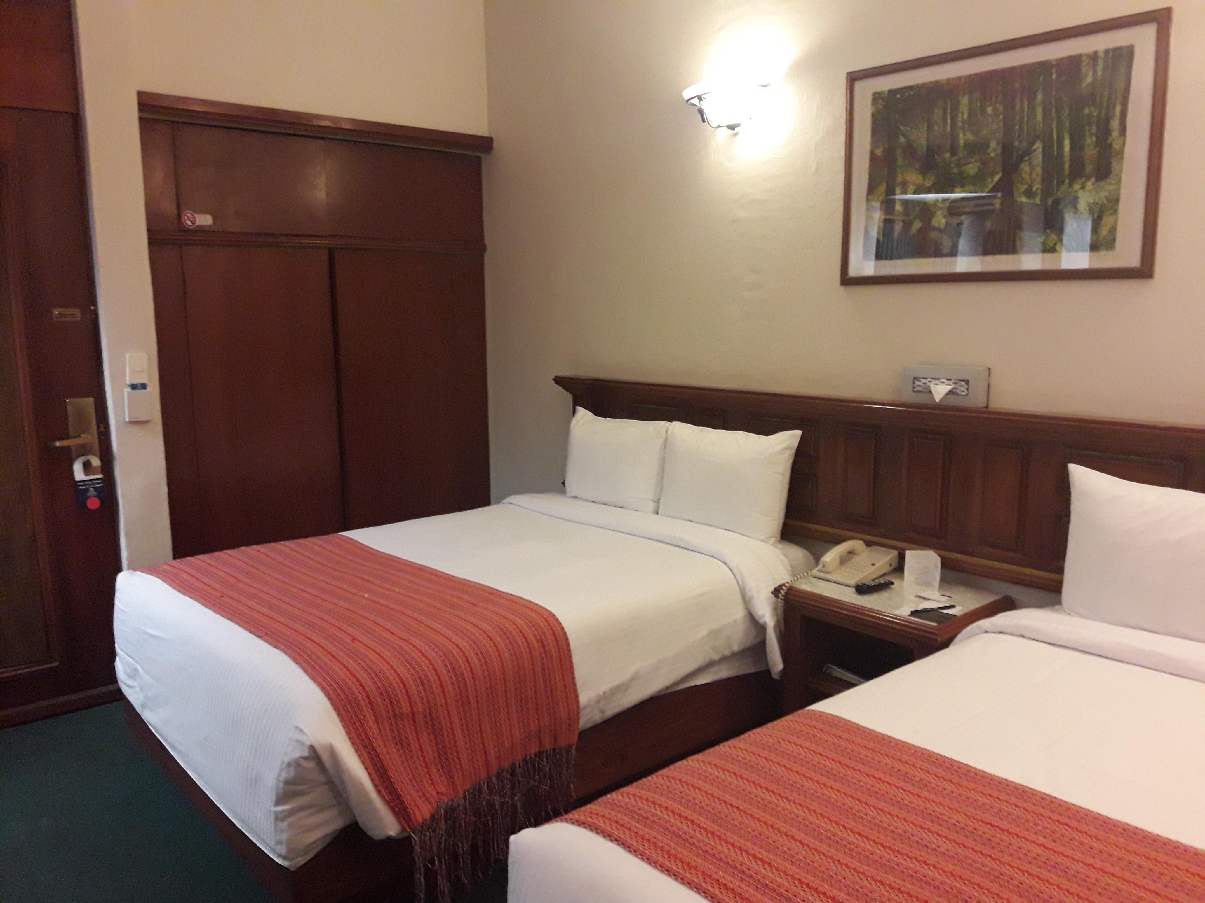 Hotel Alameda Centro Historico Морелия Екстериор снимка