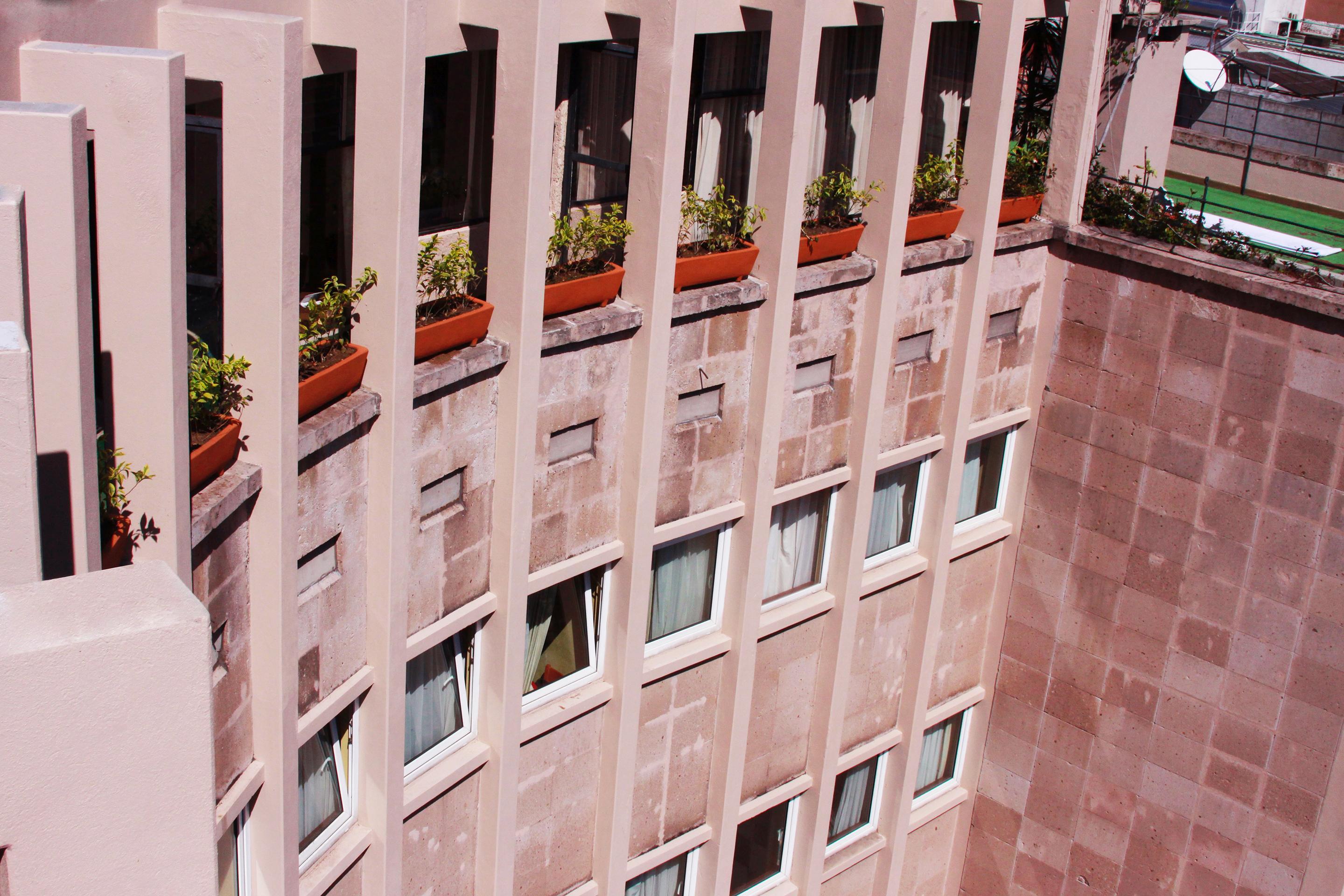 Hotel Alameda Centro Historico Морелия Екстериор снимка